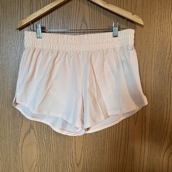 DSG Pants - DSG Stride Mid Rise Shorts Lightweight